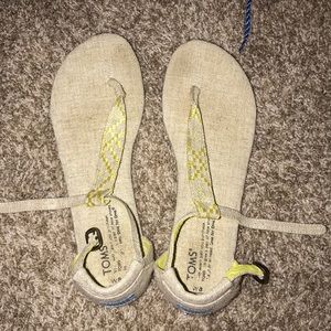 Toms sandals